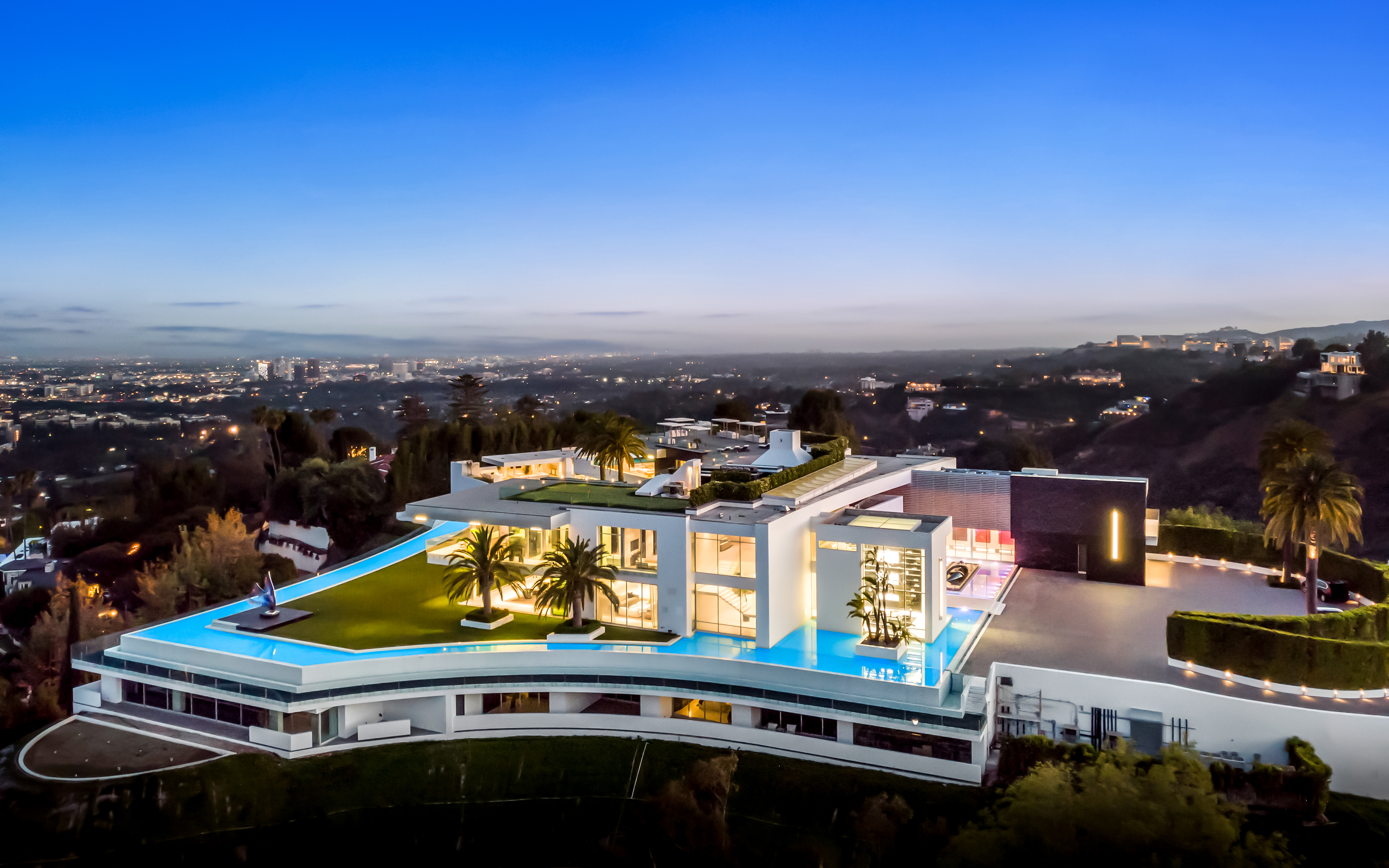 Concierge Auctions